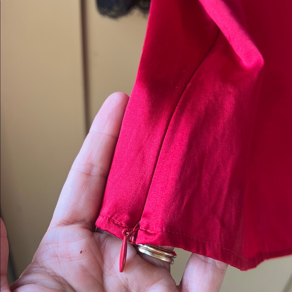 Moda International Red Silk Top With Black Lace Trim Side Zip Size XL - Picture 7 of 7